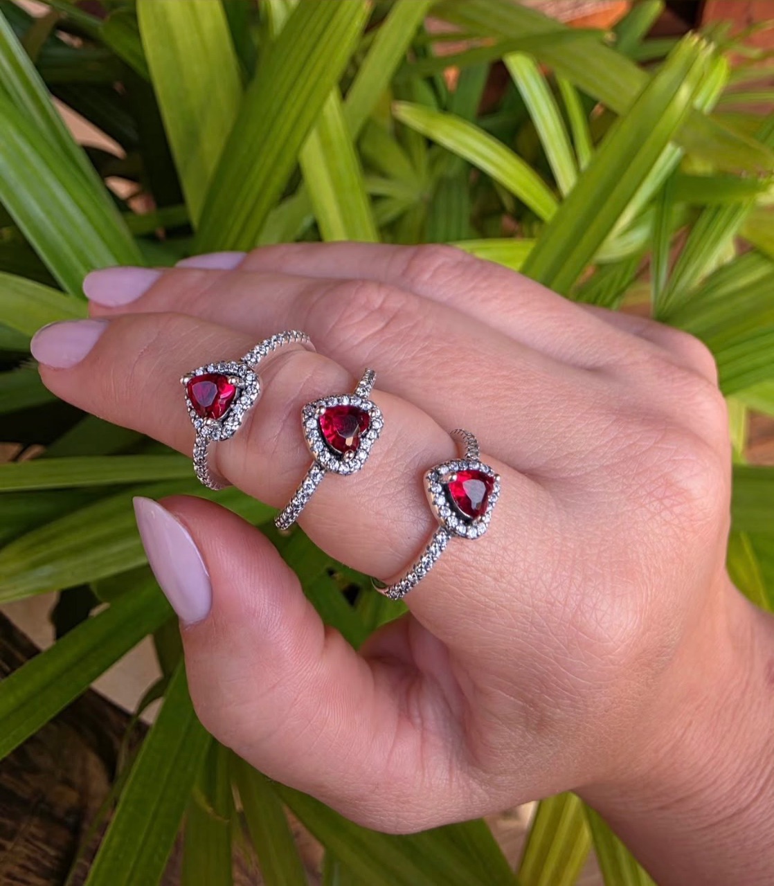 Anel coração vermelho